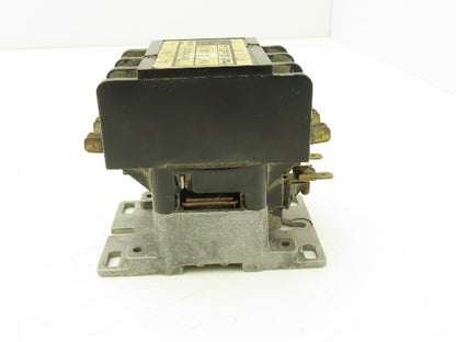 General Electric CR353AC3AB1 Contactor Motor Starter 600VAC 30A 3Ph Coil 240VAC