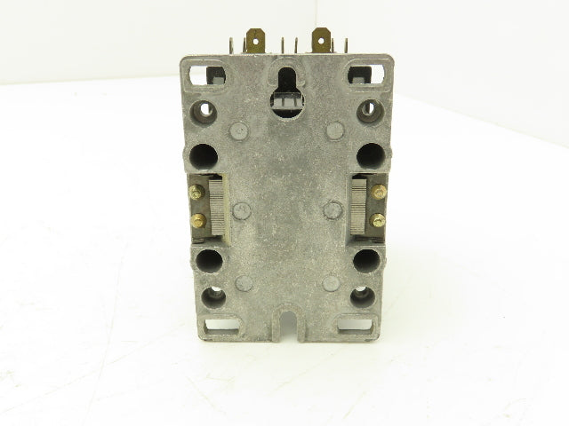 General Electric CR353AC3AB1 Contactor Motor Starter 600VAC 30A 3Ph Coil 240VAC
