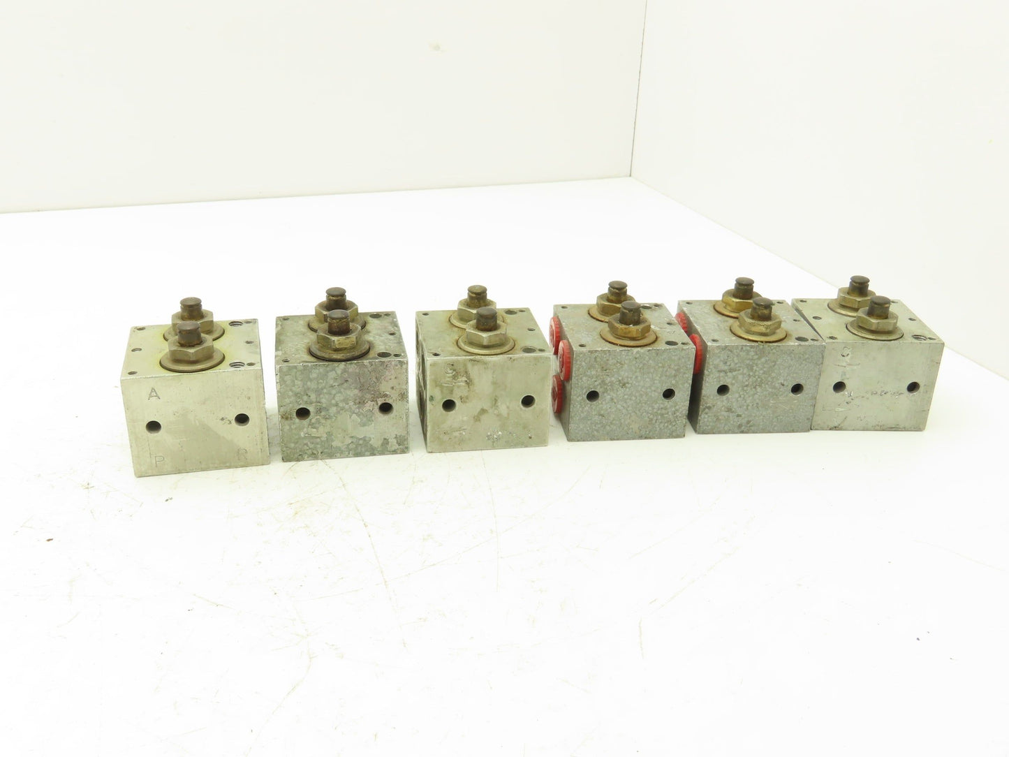 Knorr-Bremse WBV-6 Pneumatic Air Double Switch Block Lot of 6