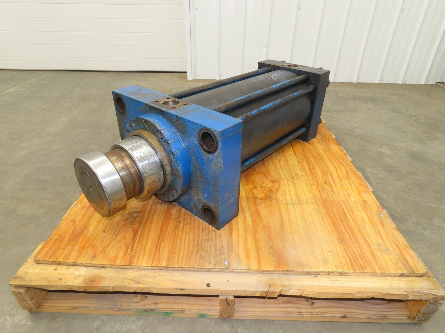 Hydraulic Cylinder 11" Bore 20" Stroke 7" Rod Dia w/Rexroth Check Valve
