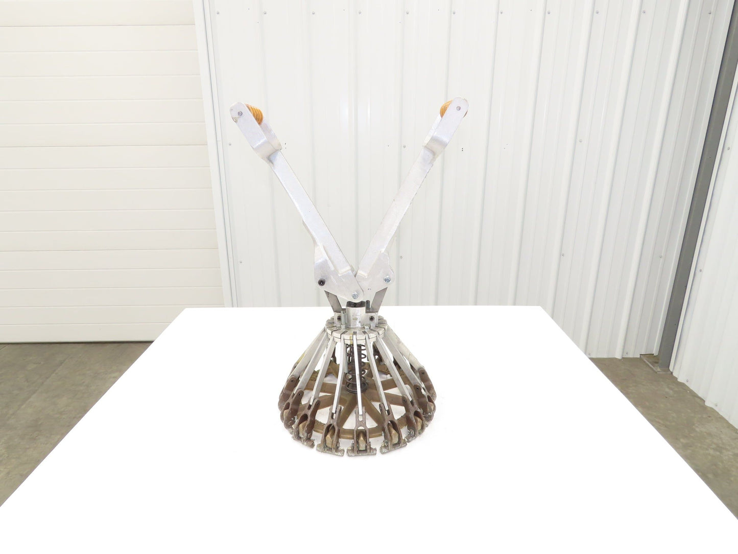 Cary 26WLUS Sparkless Manual Closing Tool 11.25" 5 Gallon Pail Lidder Steel