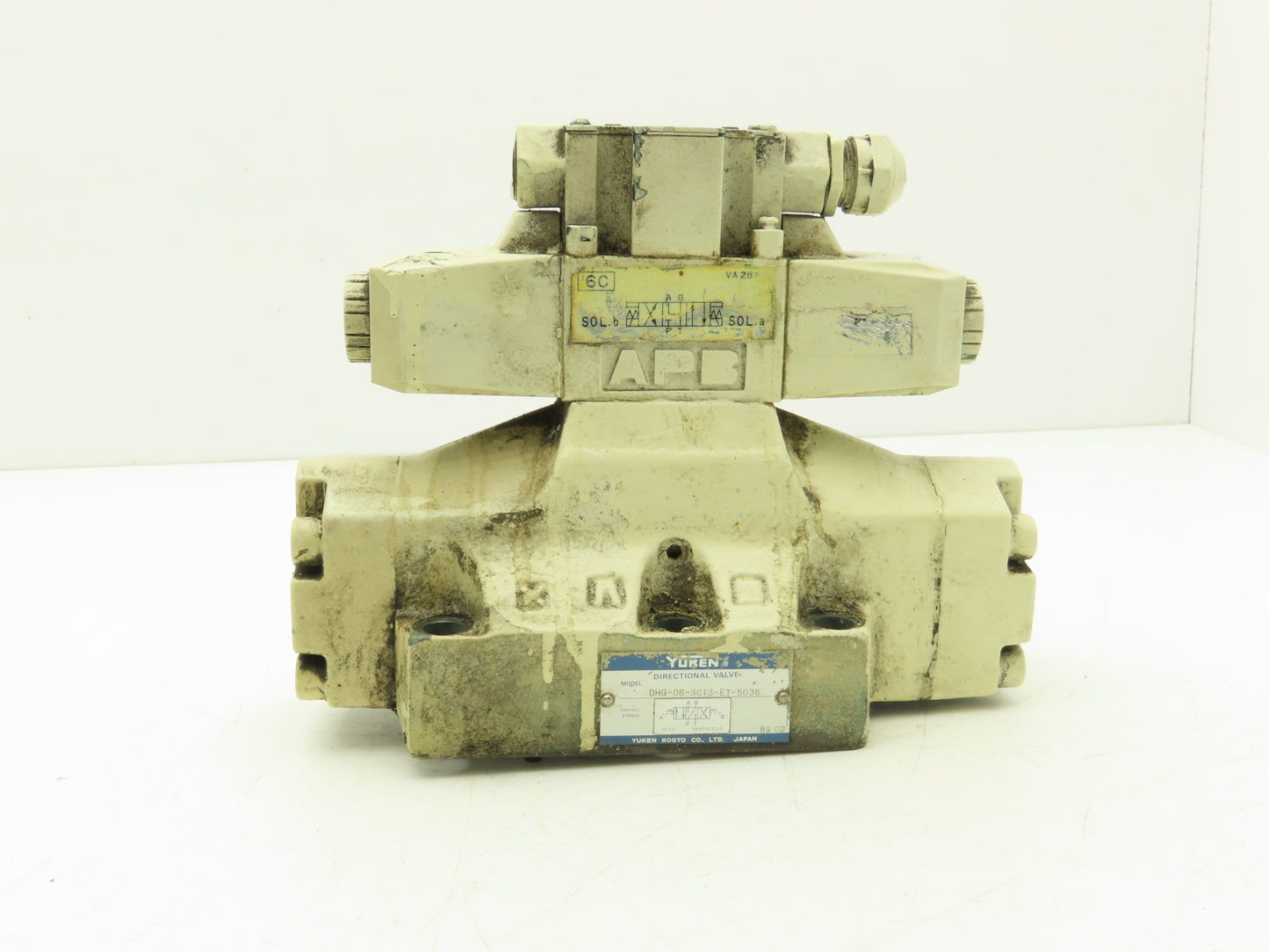Yuken Vickers DG4V-3-6C-M-P7-H-7-50-JA100 Directional Valve DHG-06-3CI3-ET-5036
