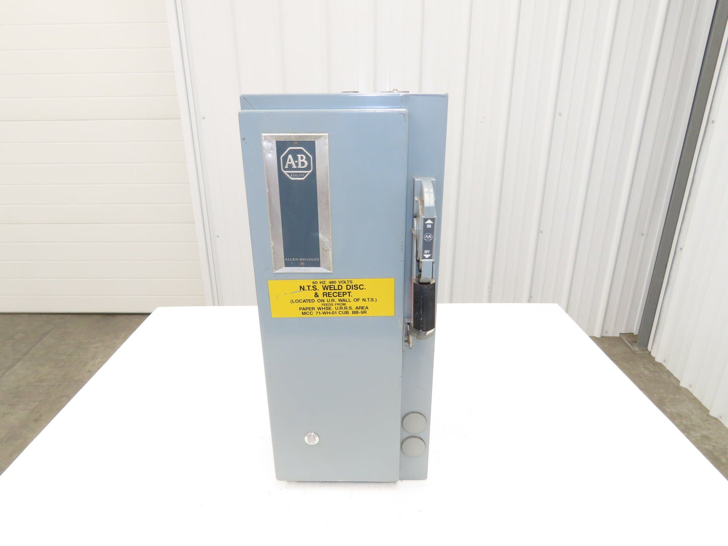 Allen Bradley 512 Combination Motor Starter 30A Disconnect 600V 3Ph 10Hp