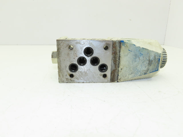 Vickers DG4V-5-2A-M-P7L-H-6-30 Directional Solenoid Valve 24VDC