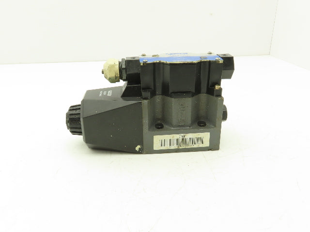 Tokimec Vickers DG4V-5-2A-M-P7L-H-7-40 Directional Solenoid Valve 24VDC
