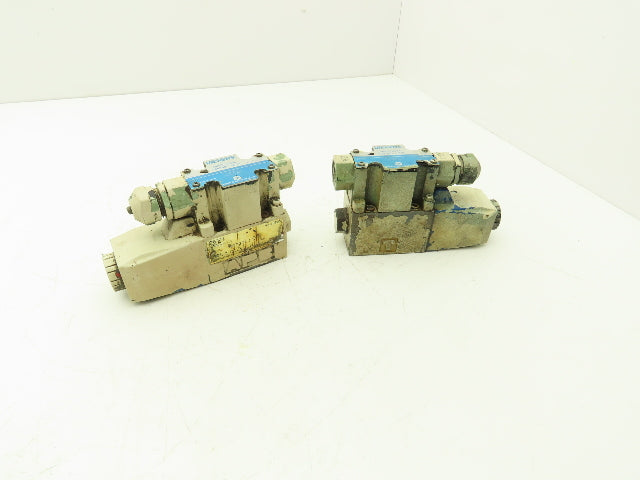 Vickers DG4V-3-2A-M-P7-H-7-50-JA100 Directional Solenoid Valve 24VDC  Lot of 2