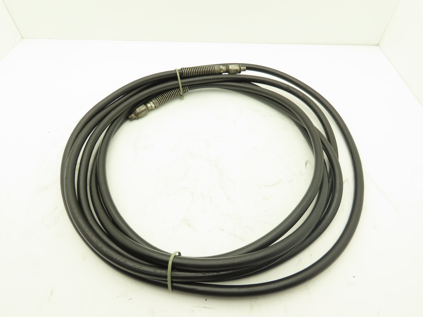 Anchor SAE100R2A 2-Wire 5000psi Hydraulic Hose with 1/4" Coupling Both Ends 26'