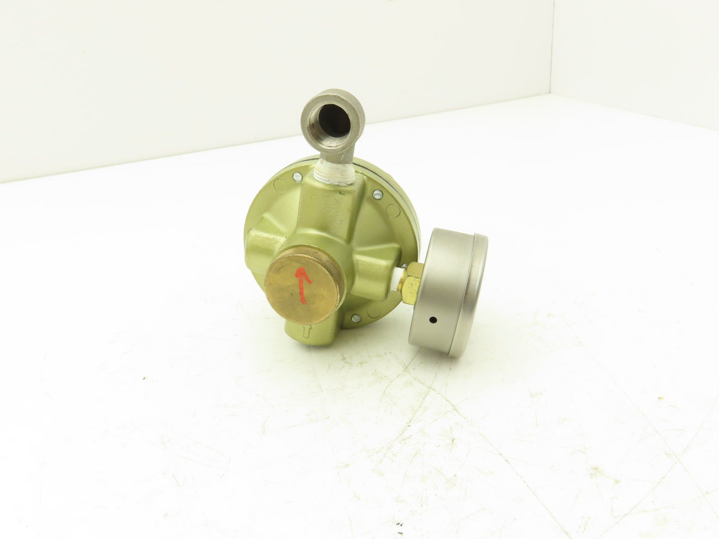 Azbil NSV-203K3 Pneumatic Diaphragm Relief Valve .02-0.8Mpa 3/8" Ports