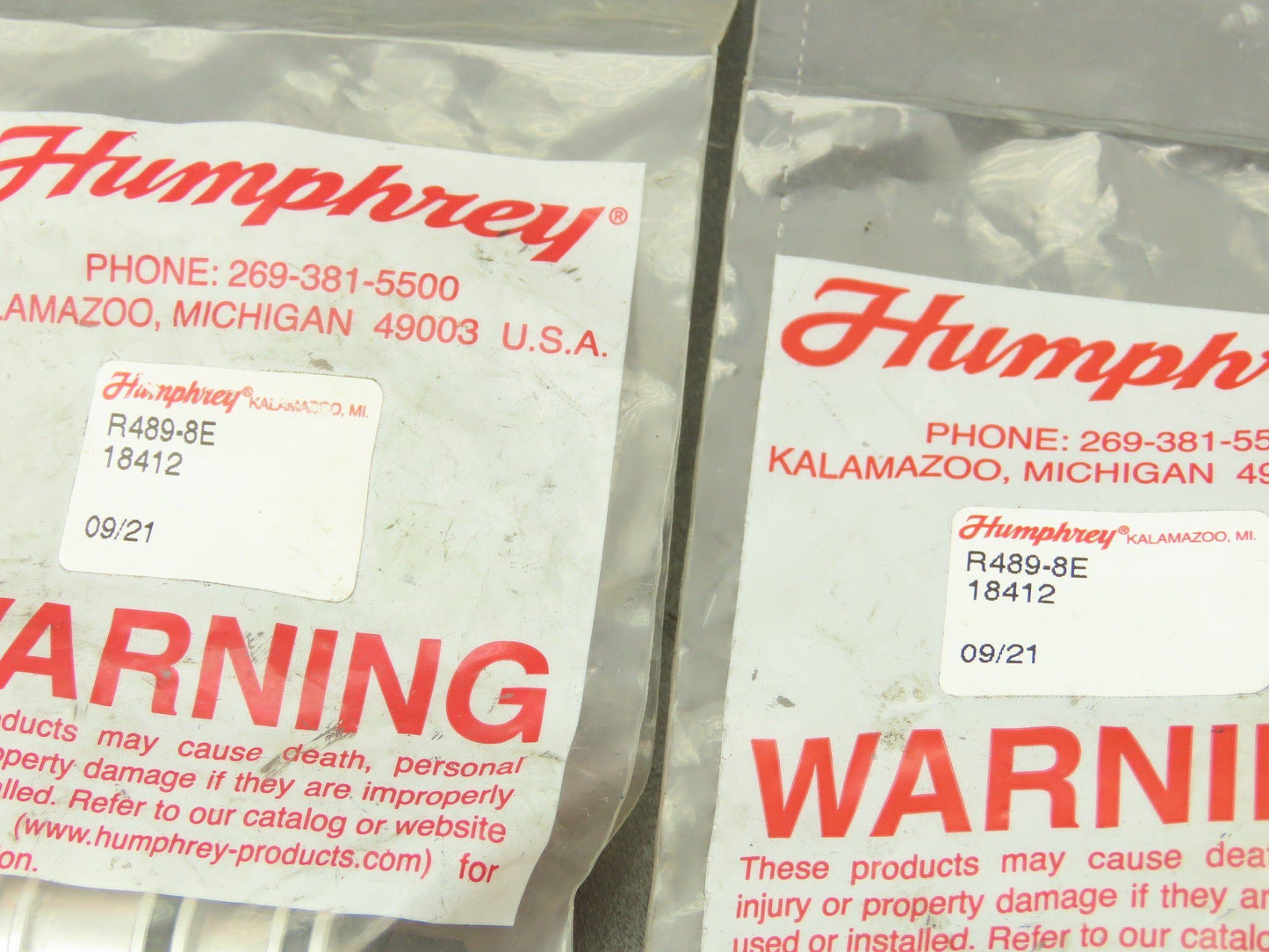 Humphrey 18412 R489-8E Pneumatic Air Pushbutton Valve 3/4" Lot of 2