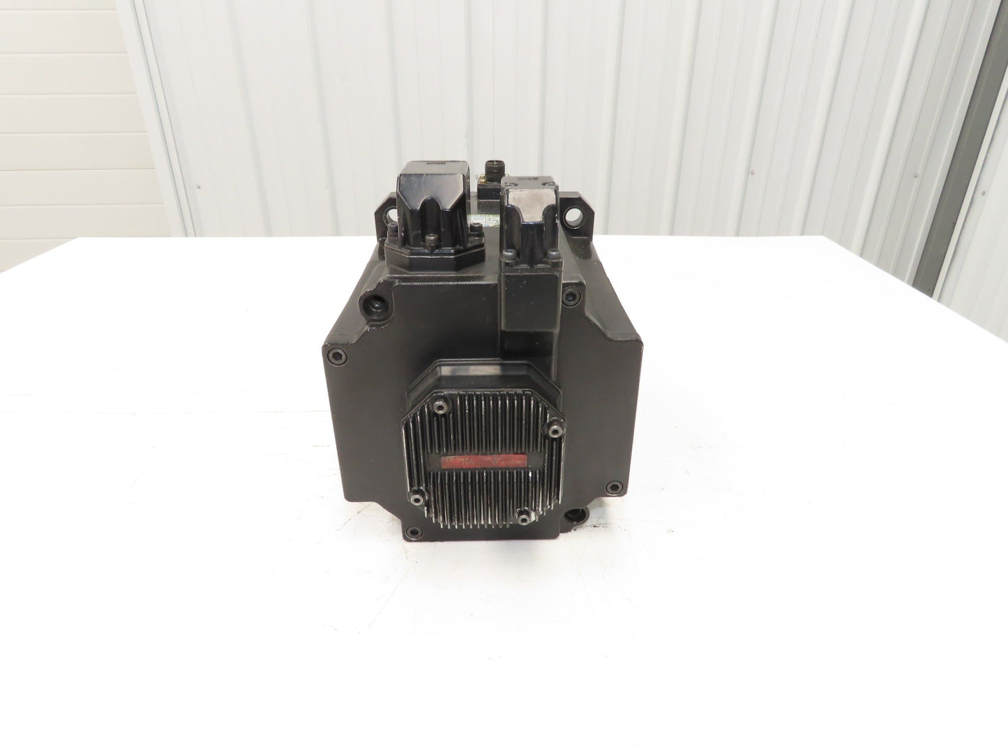 Okuma BL-MC100J-20SB AC Servo Motor 2kW 2000 RPM 133V 8.91A 3PH Encoder