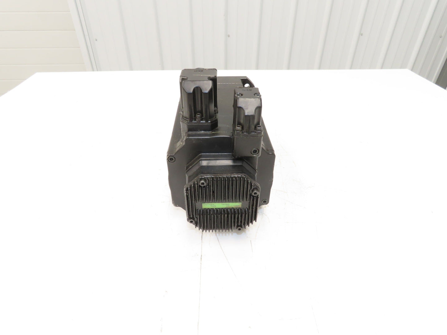 Okuma BL-MC140J-20T AC Servo Motor 2.8kW 133V 2000 RPM 3PH Encoder ER-J-7200D