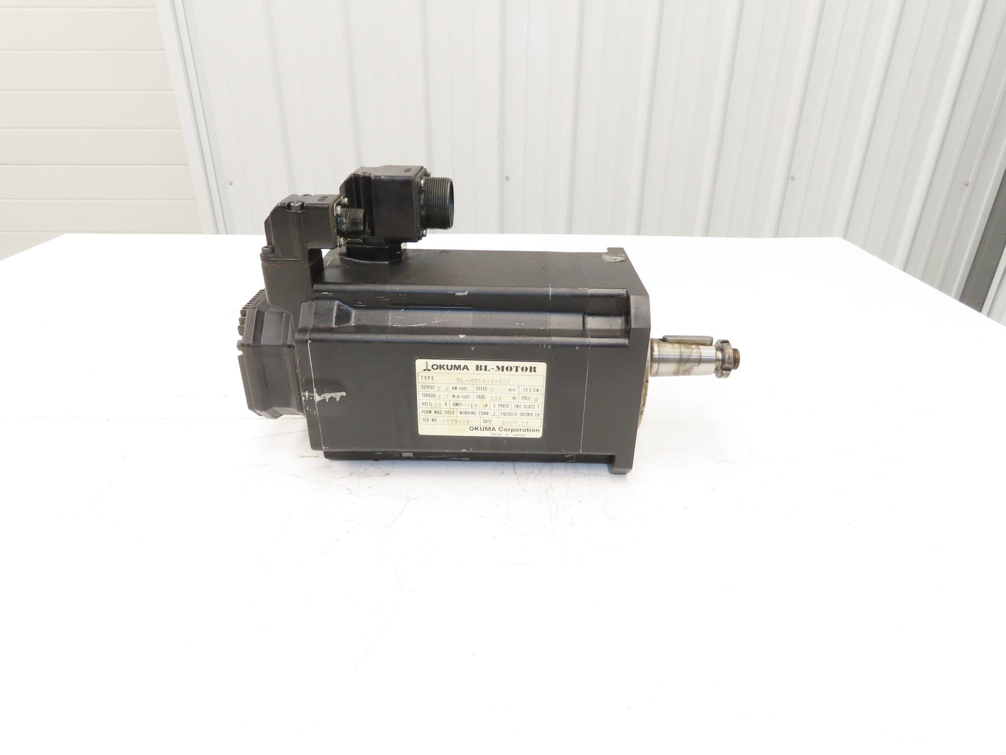 Okuma BL-MC140J-20T AC Servo Motor 2.8kW 133V 2000 RPM 3PH Encoder ER-J-7200D