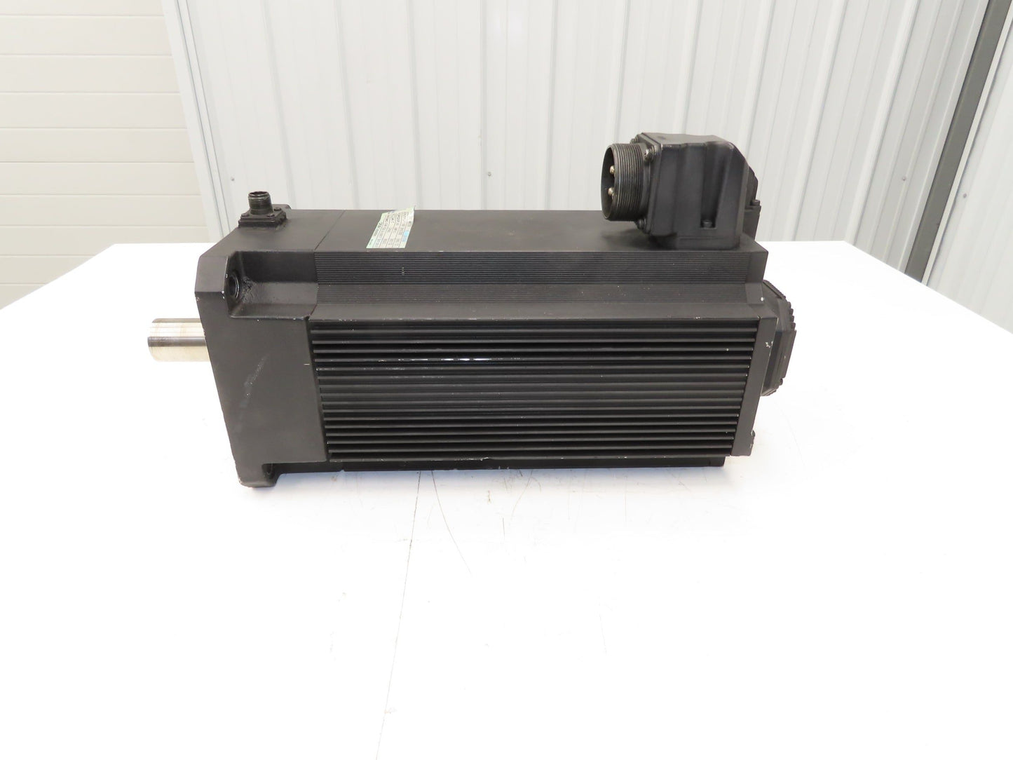 Okuma BL-MP500J-20SB AC Servo Motor 7.1kW 2000 RPM 132V 3PH Encoder ER-J-7200D