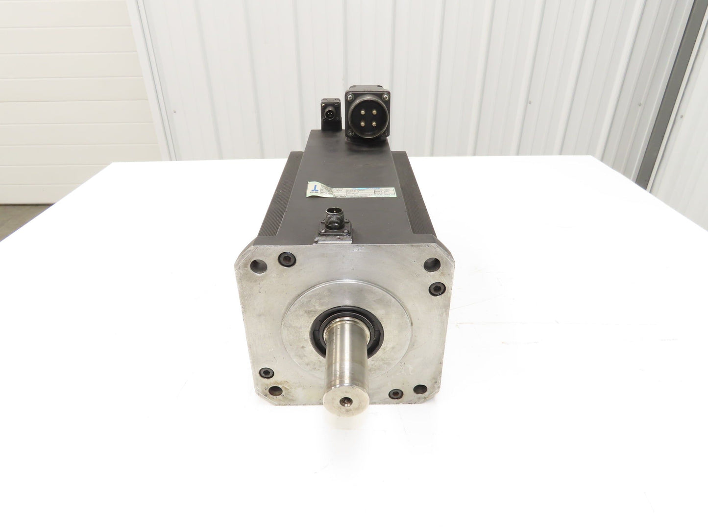 Okuma BL-MP500J-20SB AC Servo Motor 7.1kW 2000 RPM 132V 3PH Encoder ER-J-7200D