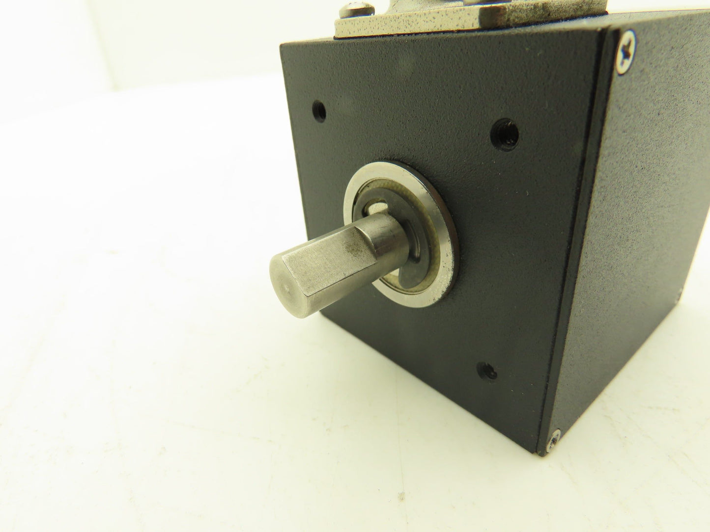 Encoder Products Co. Accu-Coder Rotary Encoder 3/8" Dual Output Shaft 24VDC