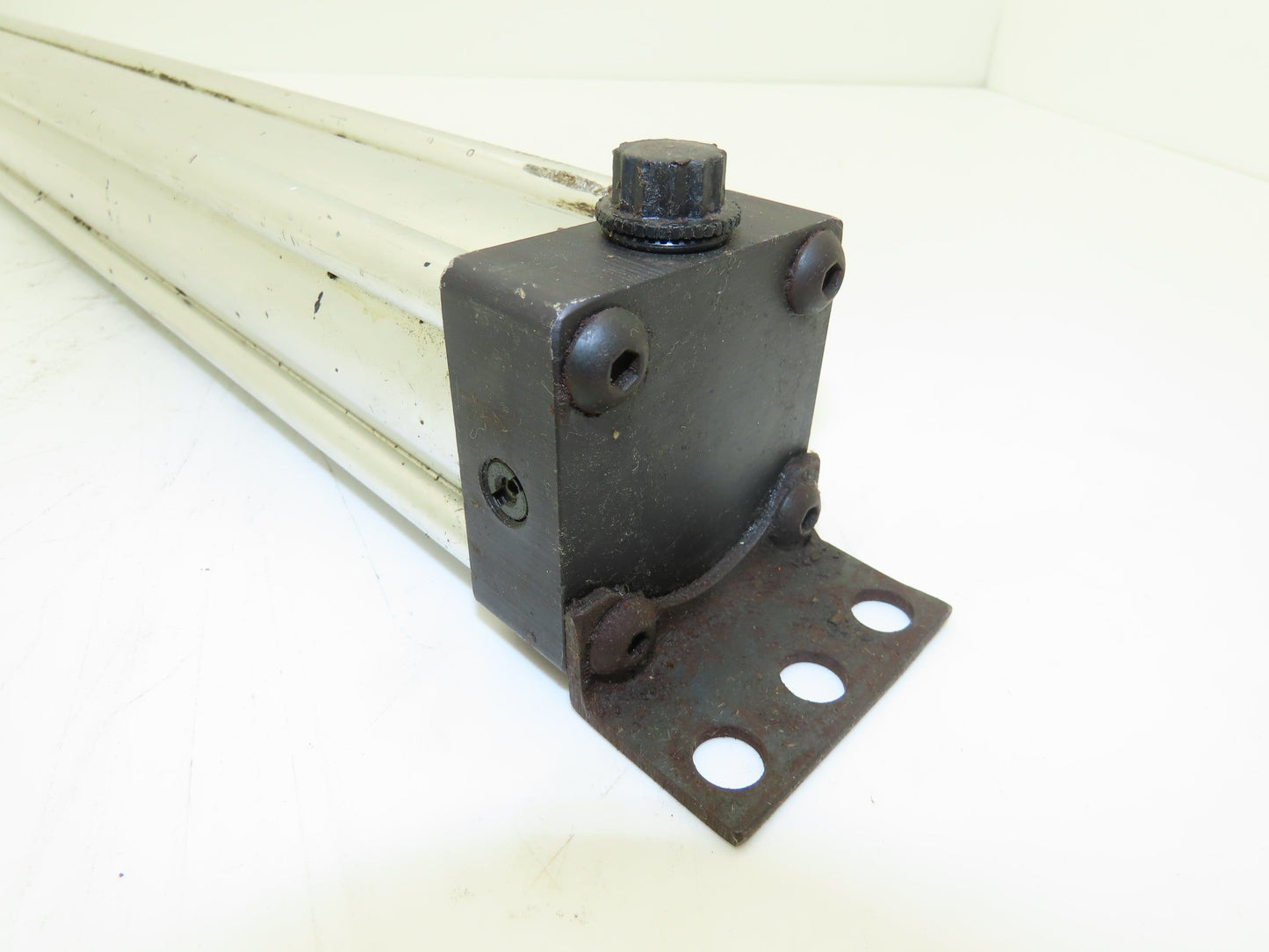 Parker CCB2MAUS14AC Series 2MA Pneumatic Air Cylinder 2" Bore 30" Stroke Foot Mt