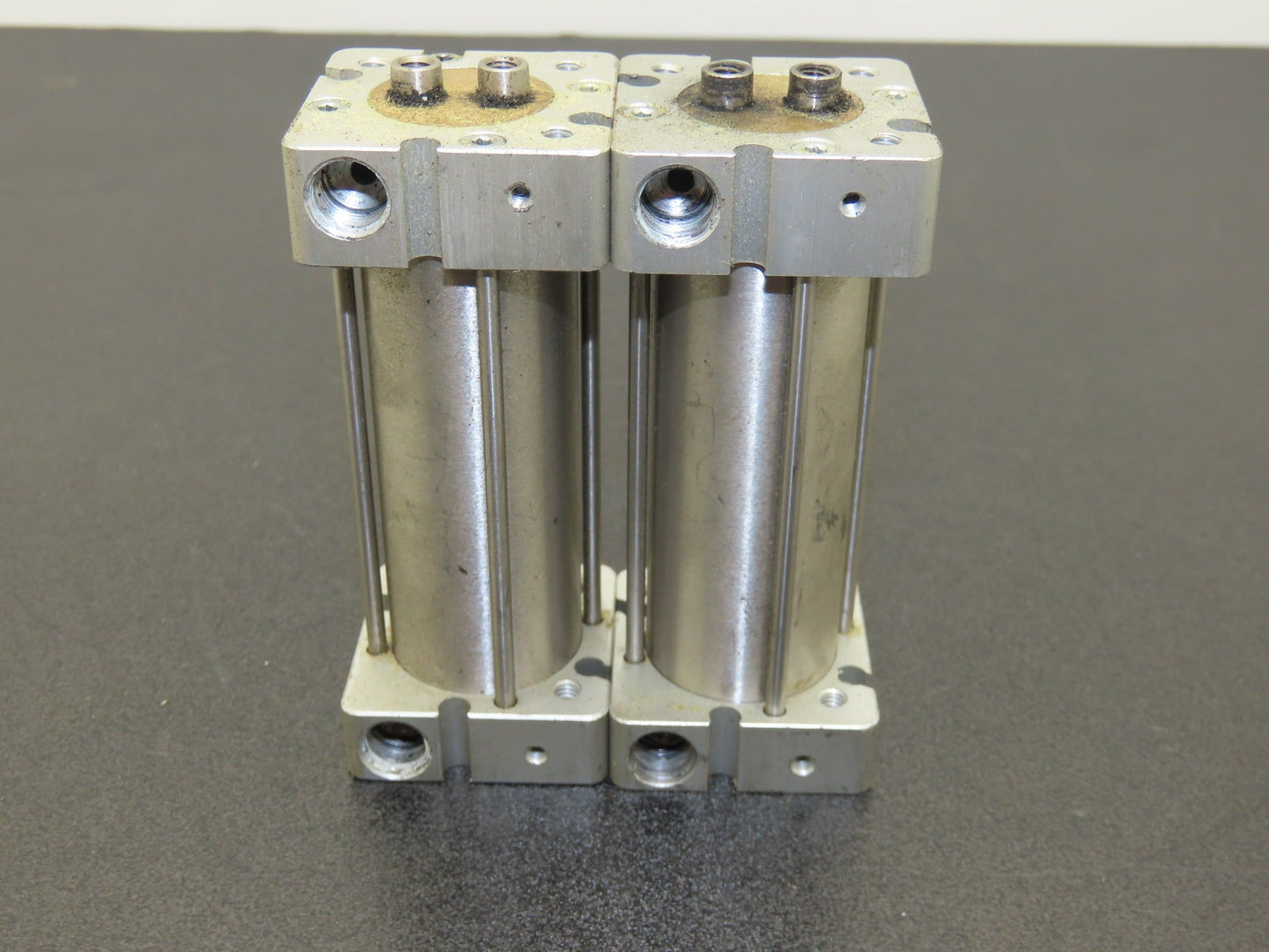 Bimba FST-092.5 Pneumatic Cylinder 1-1/16" Bore 2.5" Stroke Flat-2 Lot of 2