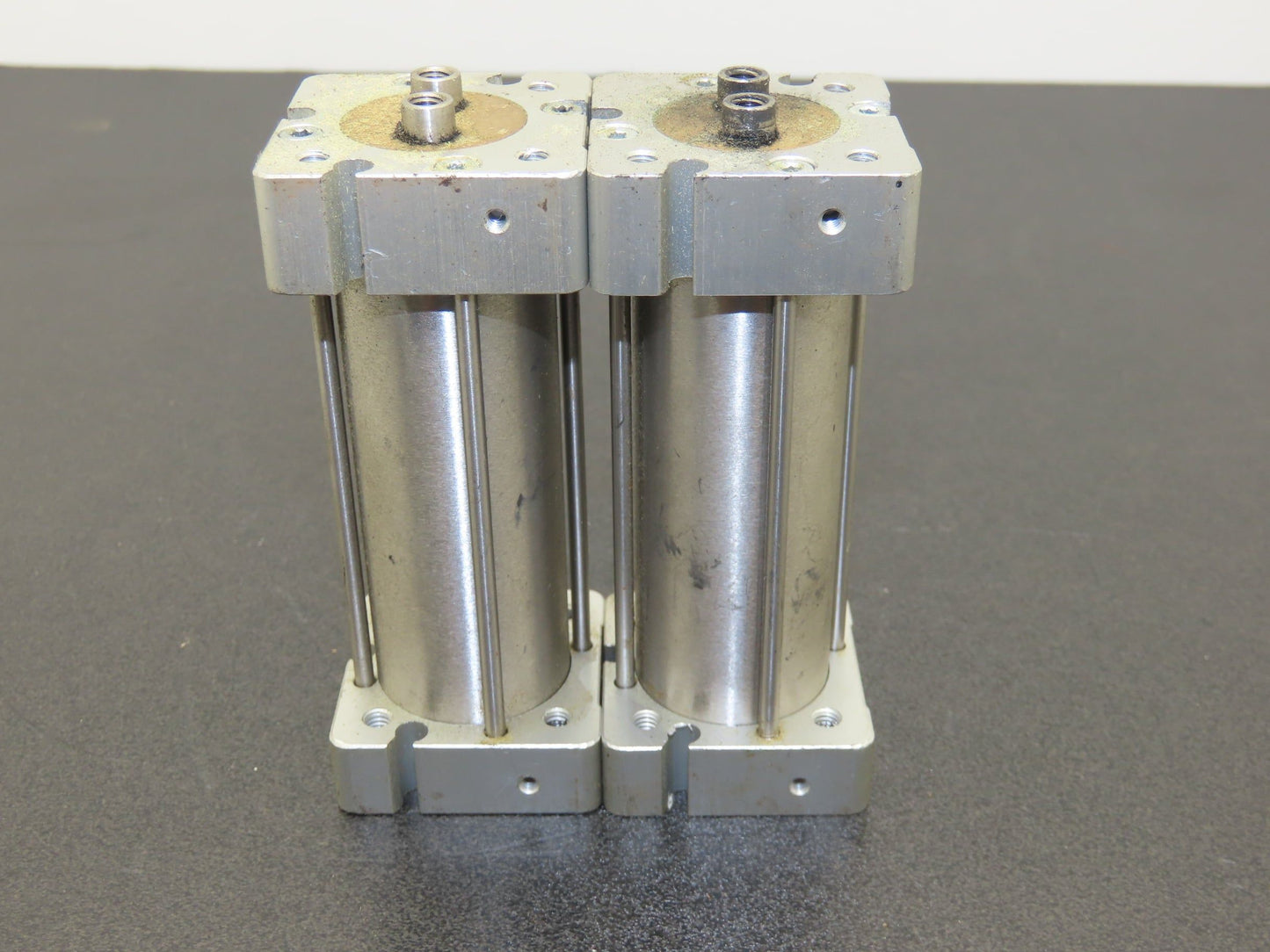 Bimba FST-092.5 Pneumatic Cylinder 1-1/16" Bore 2.5" Stroke Flat-2 Lot of 2