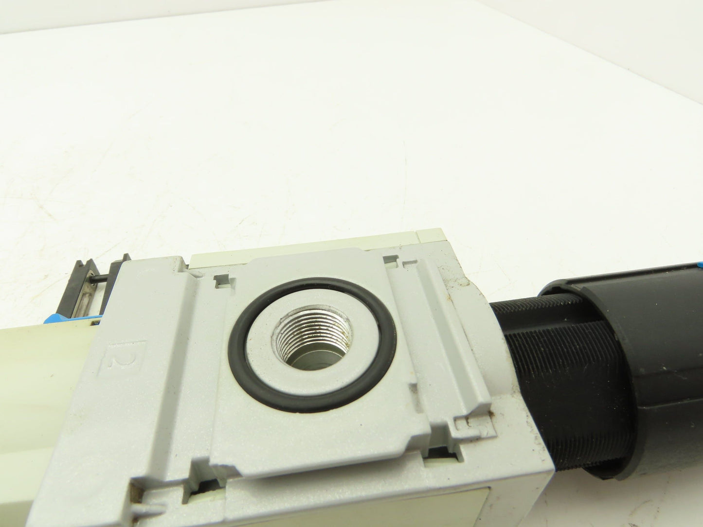 Festo MS6-LFR-3/8-D7-E-R-M-AS Regulator Filter Gauge 300/180 psi 3/8" NPT