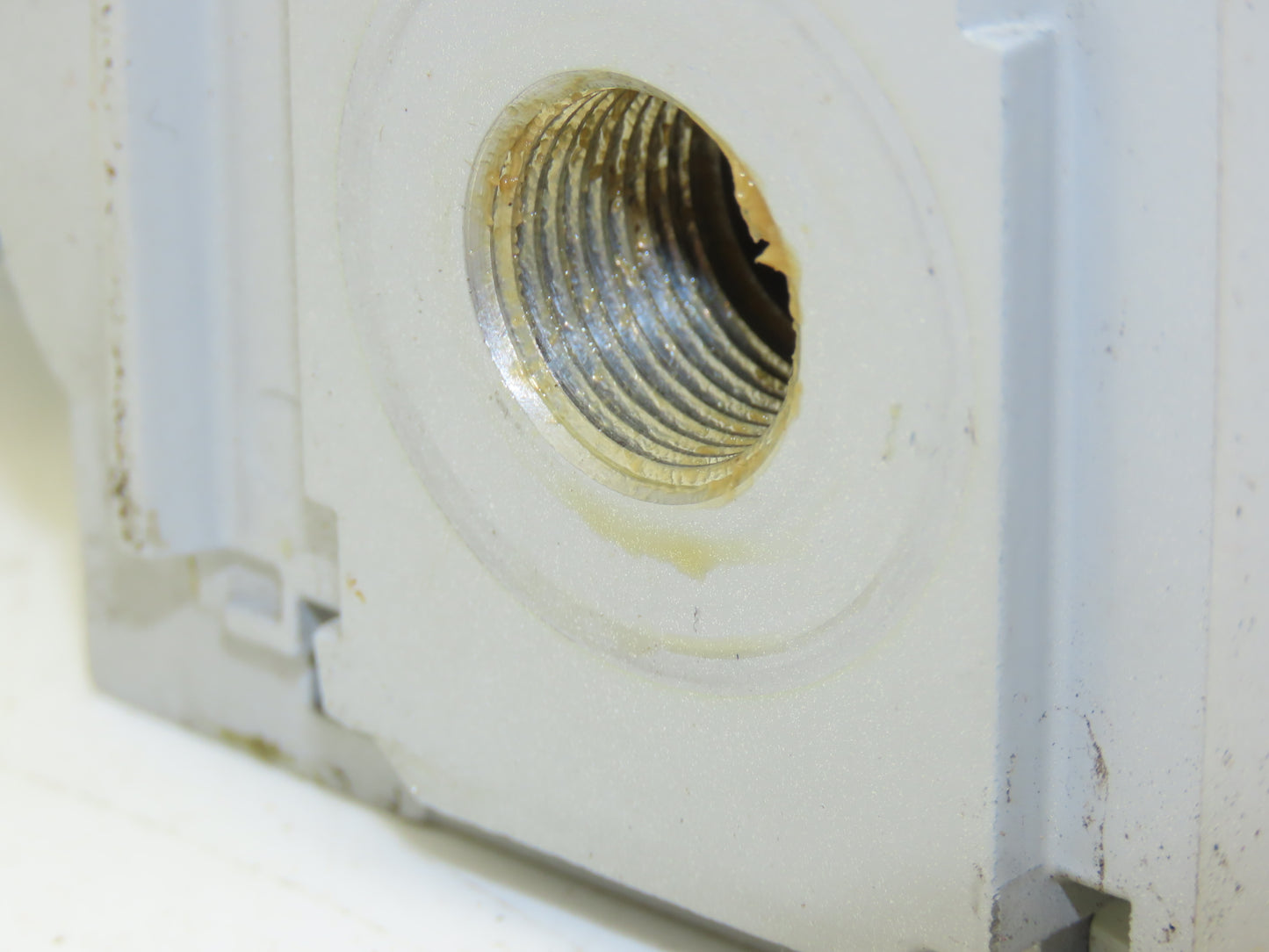 Festo MS6-FRM-3/8-Y Branching Module Manifold 250VAC 125VDC 175 psi