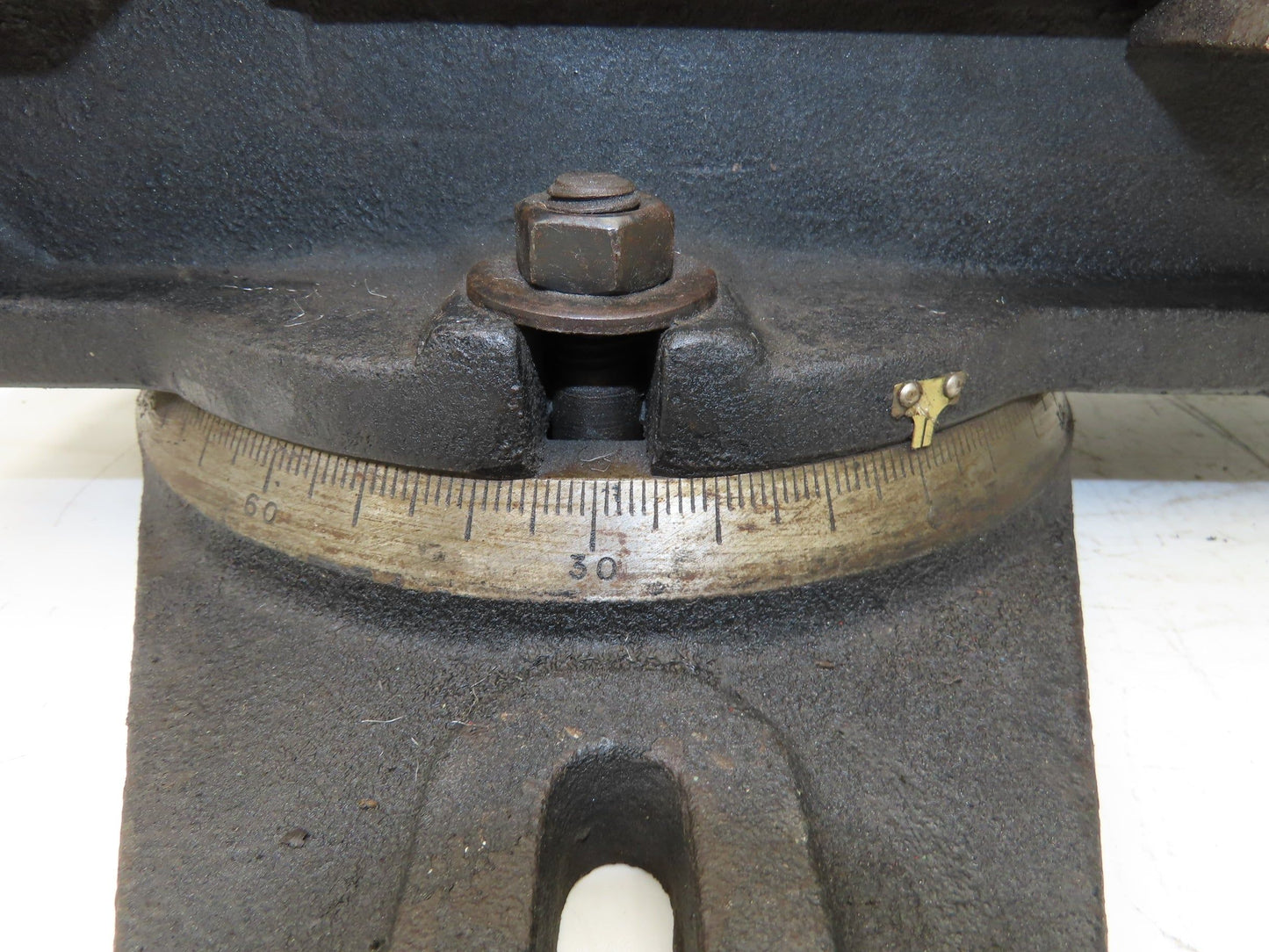 P.Y.H. TK-200T K-Type Machine Vise 8" Jaws 6" Opening 90° Swivel Base Angle Lock