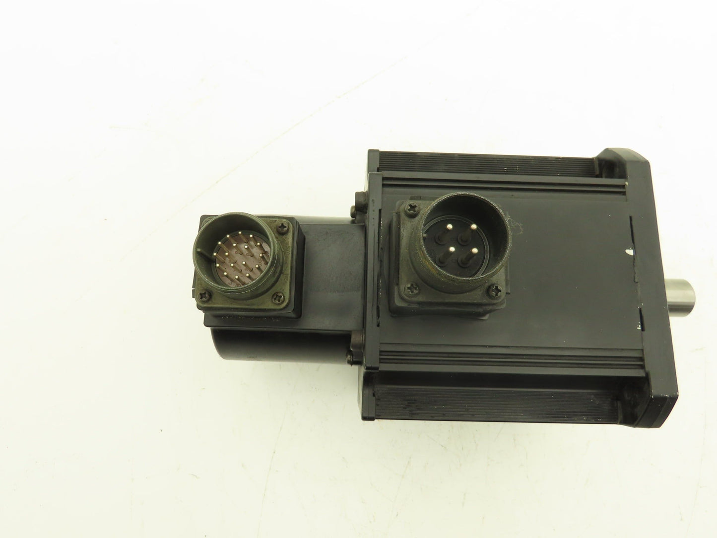 Panasonic MDM152L2C AC Servo Motor 1.5kW 200V 3PH W/Encoder