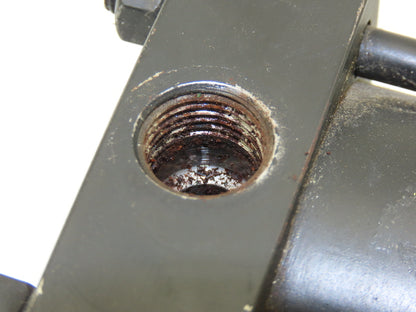 Yates Pneumatic Air Cylinder 2.5" Bore 4.25" Stroke Lug Mount
