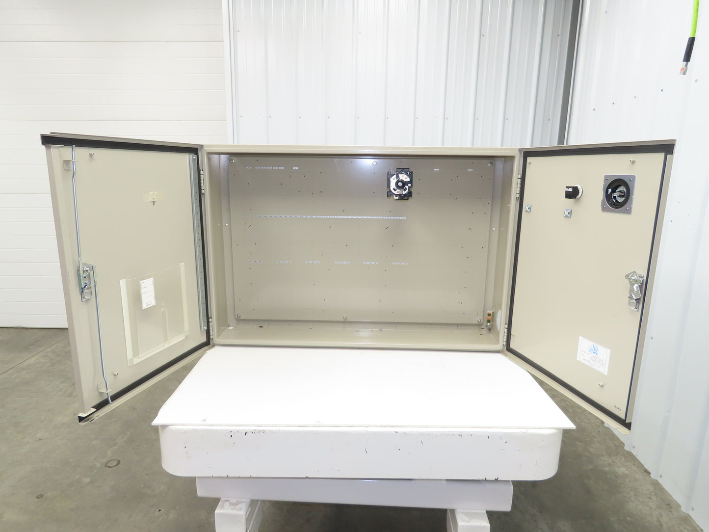 Electrical Enclosure Control Panel 800x1200x240mm Wall Mount 32x47x10"