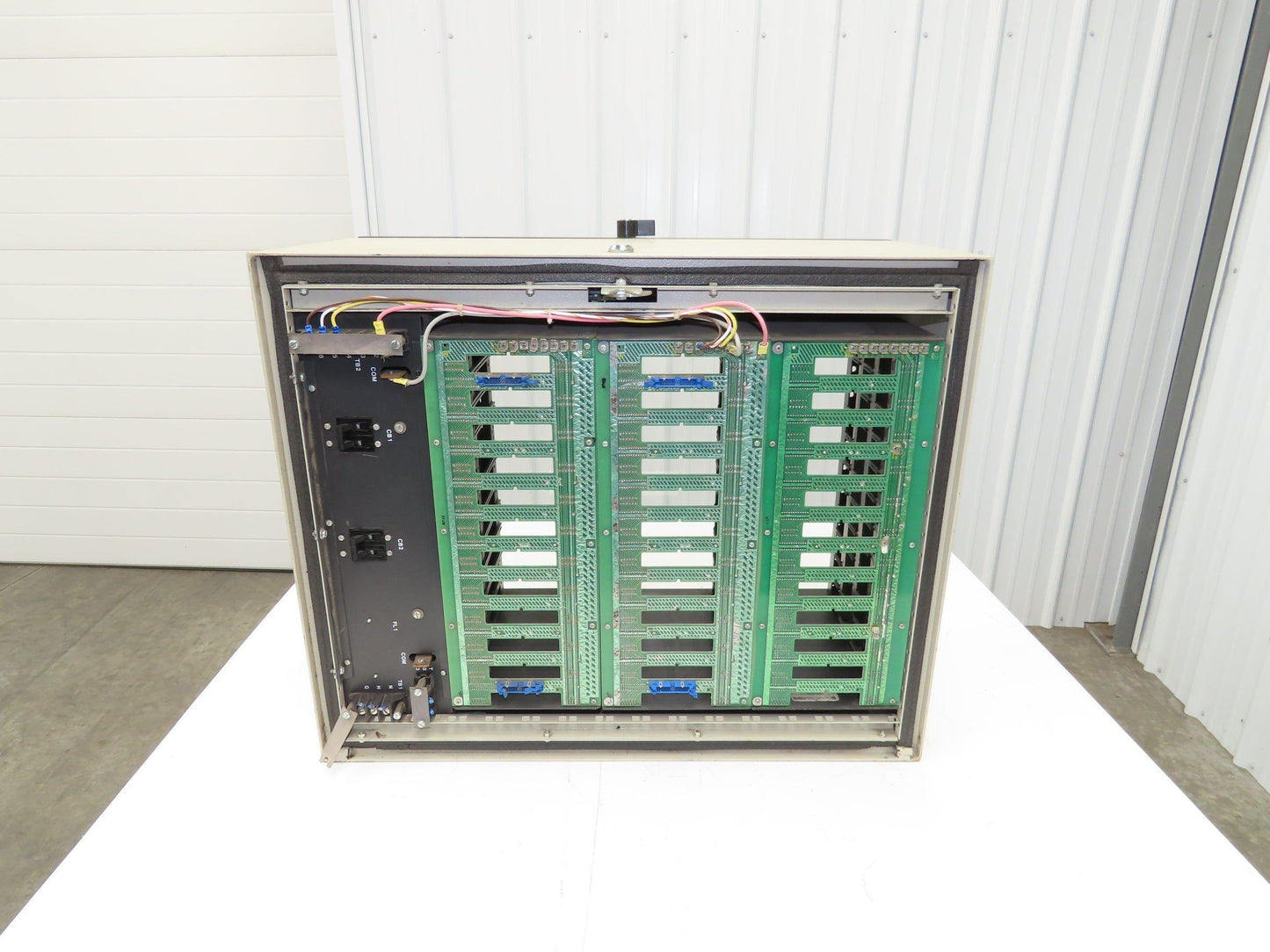 Bailey NSEN01 Network 90 Cabinet Rack Enclosure Power Supply 120VAC 7.6A 36-Slot