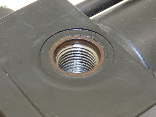 Parker 2.00 CD3LLT33C 3L Hydraulic Cylinder 2" Bore 22" Stroke 2000psi Trunnion