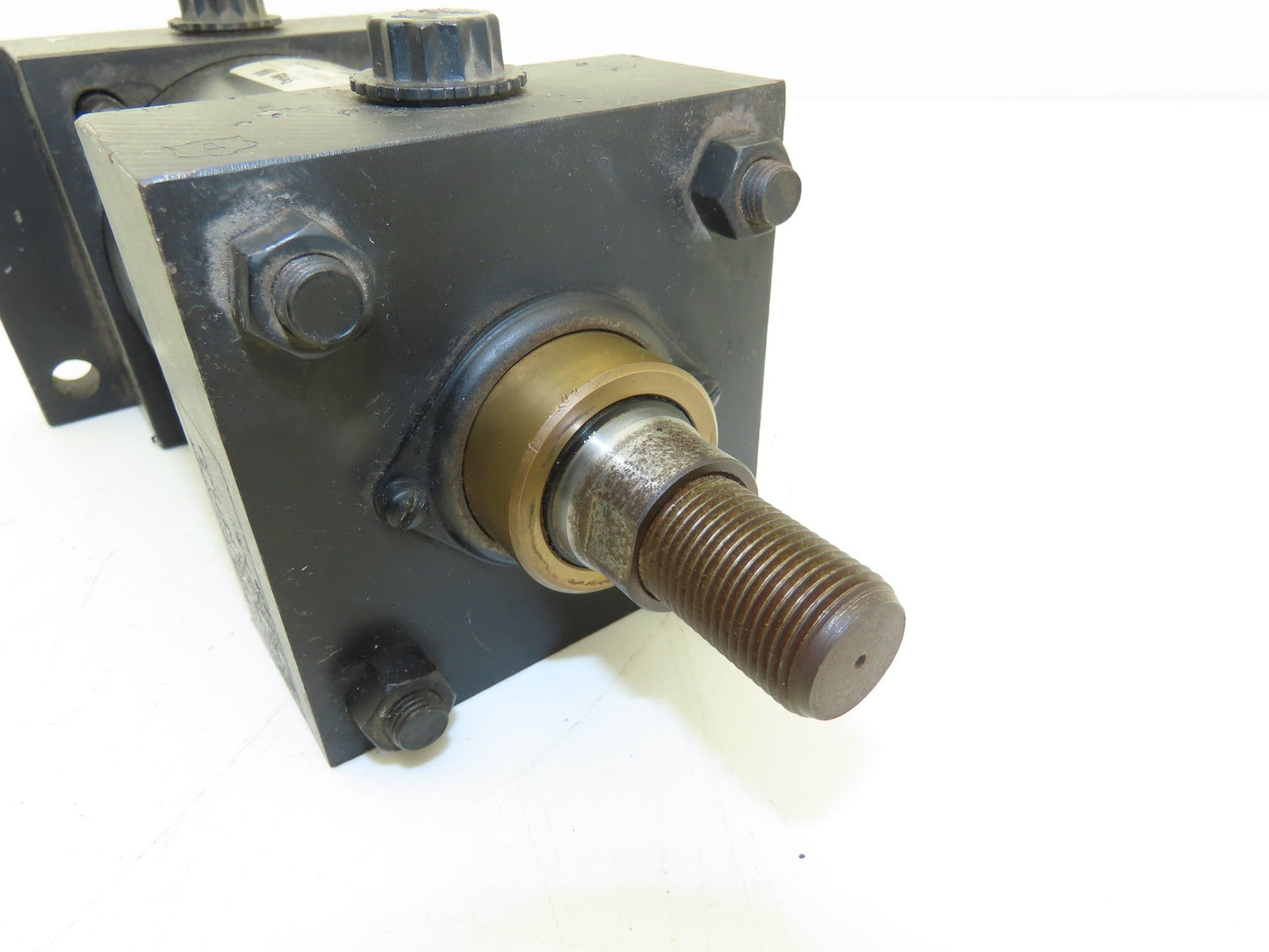 Parker CHMAU14C Pneumatic Cylinder 3.25" Bore 2" Stroke 200psi Cap Flange