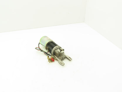 Yaskawa USAREM-01YRW11 AC Servo Motor 3000rpm 110W 1Amp 0.35Nm