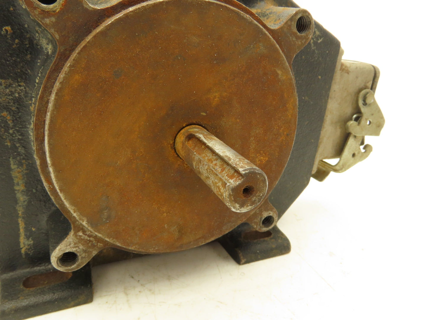 Dynapar NorthStar R60600LS2LC Rotary Incremental Encoder 5/18" Shaft Foot Mount