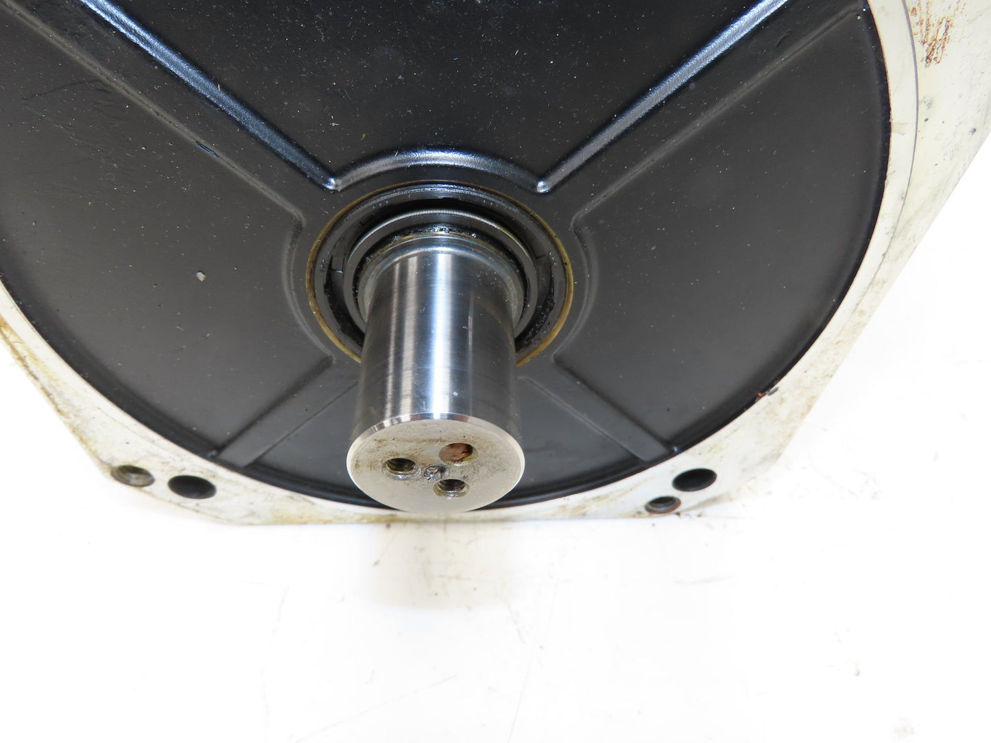 Okuma MFM552Q4V AC Servo Motor 5.5Kw 2000 RPM 26Nm Bent Socket See Photos
