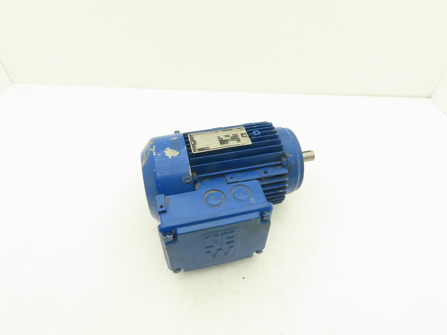Sew Eurodrive DT80N6 AC Motor .75Hp 1100 RPM 230/460V 3PH TEFC Foot Mount