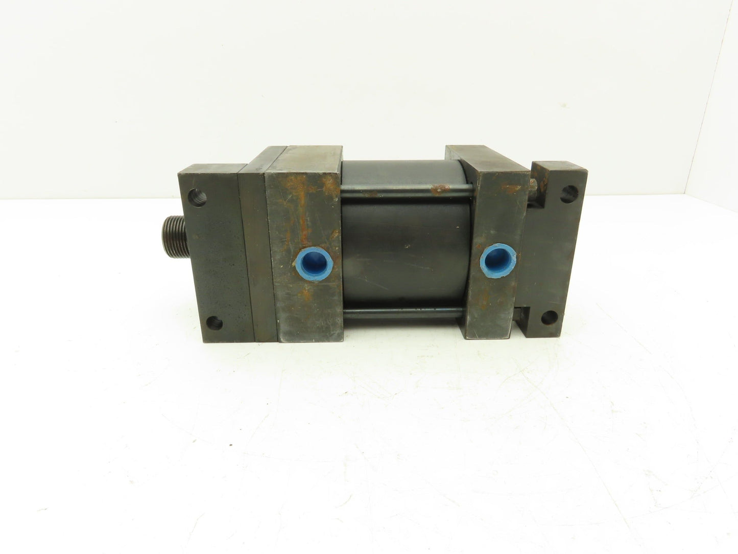 Hydro-Line LR5E-4X2-B-1.38-1-N-L-L-3-3 Hydraulic Cylinder 4" Bore 2" Stroke