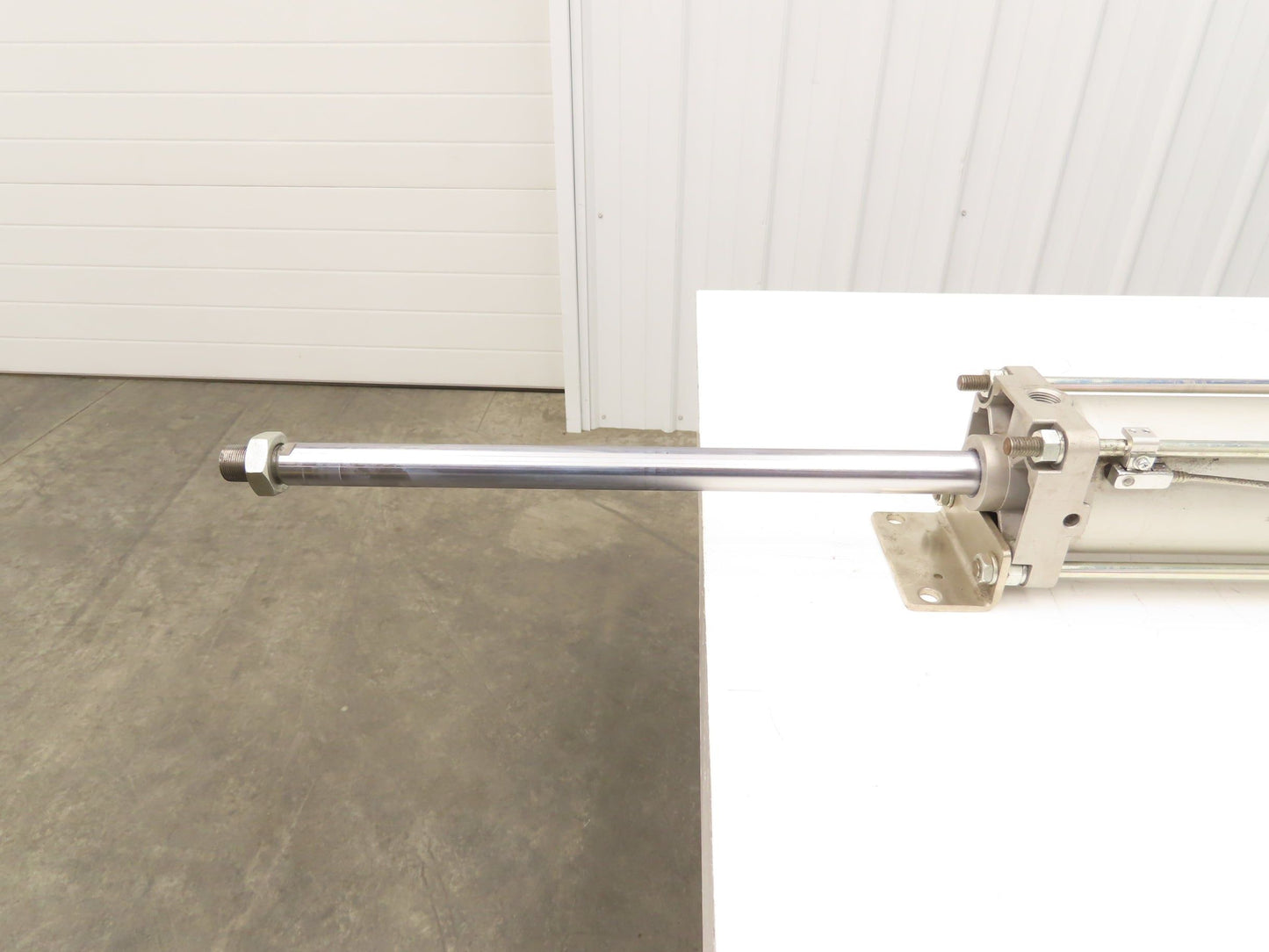 SMC CDA2L100-840-A54L-X742 Pneumatic Air Cylinder 100mm Bore 840mm Stroke 145psi