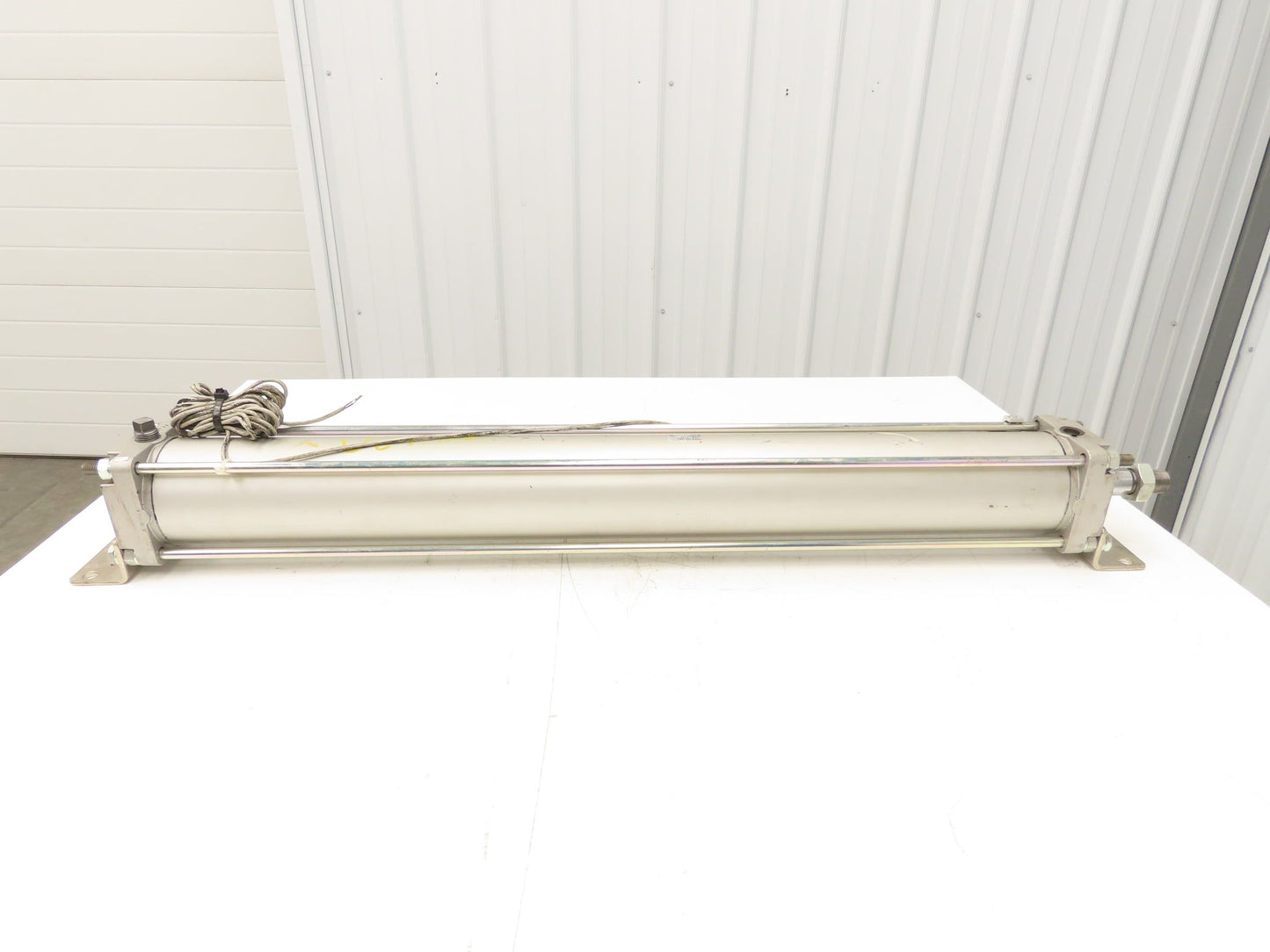 SMC CDA2L100-840-A54L-X742 Pneumatic Air Cylinder 100mm Bore 840mm Stroke 145psi