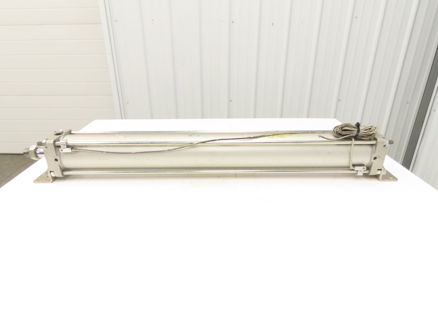 SMC CDA2L100-840-A54L-X742 Pneumatic Air Cylinder 100mm Bore 840mm Stroke 145psi