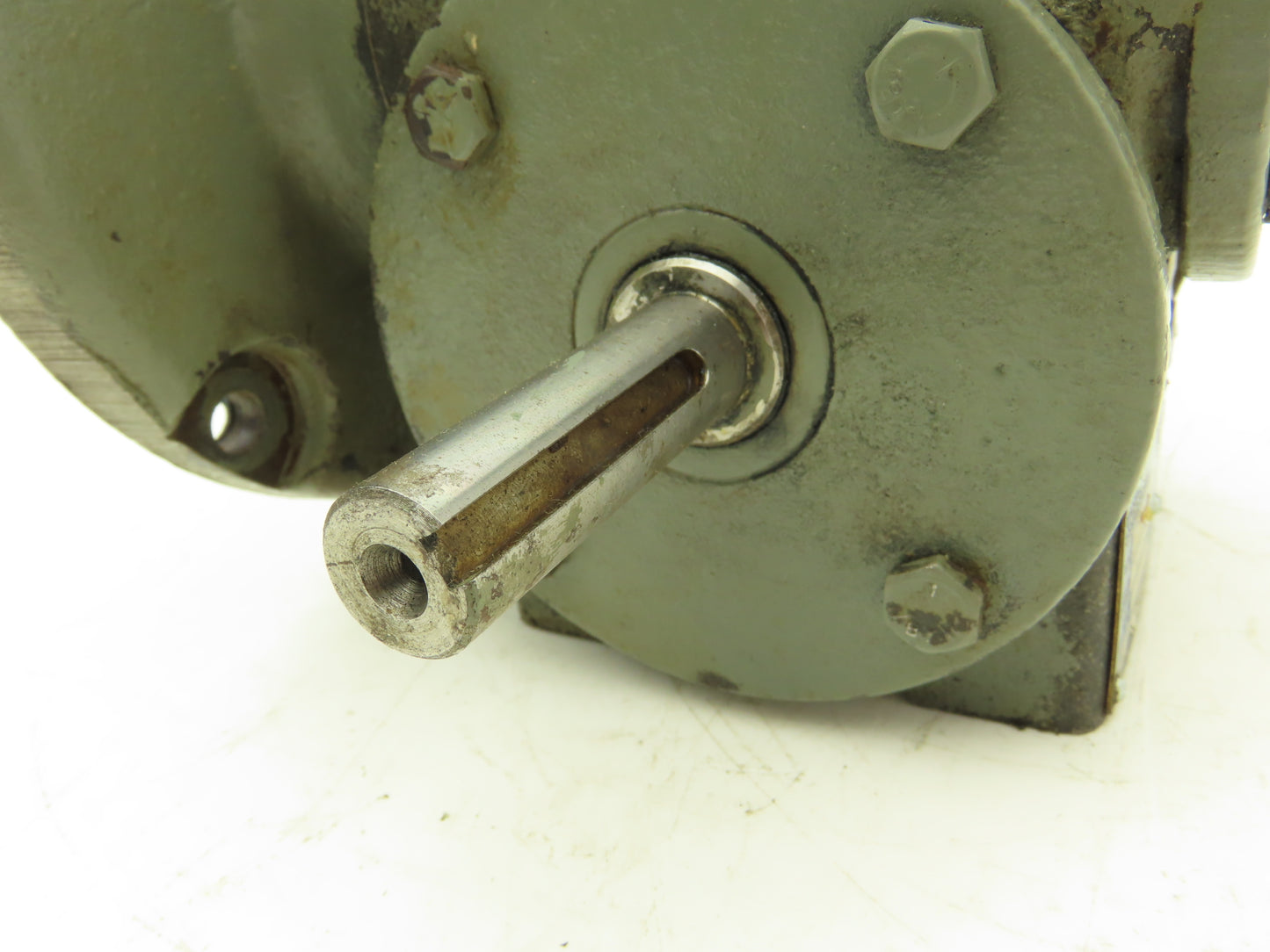 Cleveland Gear 15TF564M Worm Gearbox 50:1 Ratio 437rpm 56C Dual Output