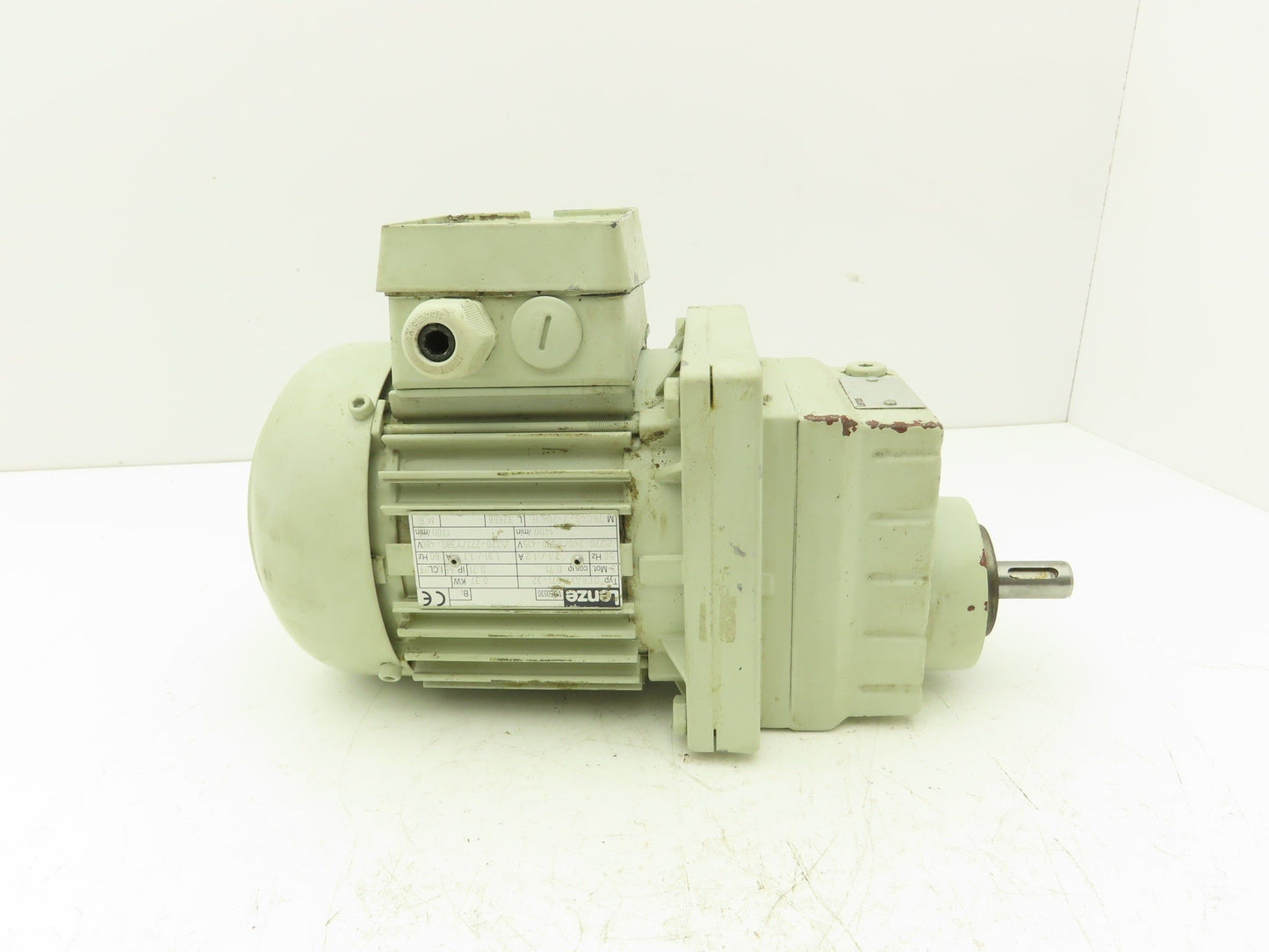 Lenze DERAXX 071-32 Inline Gear Motor 7.18:1 Reducer .37kw 277/480V GST04-1MVCR