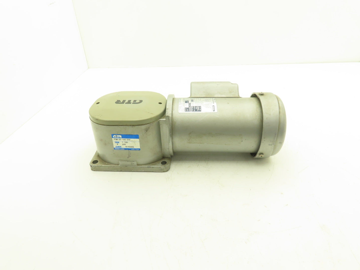 Nissei FSM-30-100-200 Induction Gear Motor 100:1 Reducer 17.2rpm 1/4Hp 100V 1PH