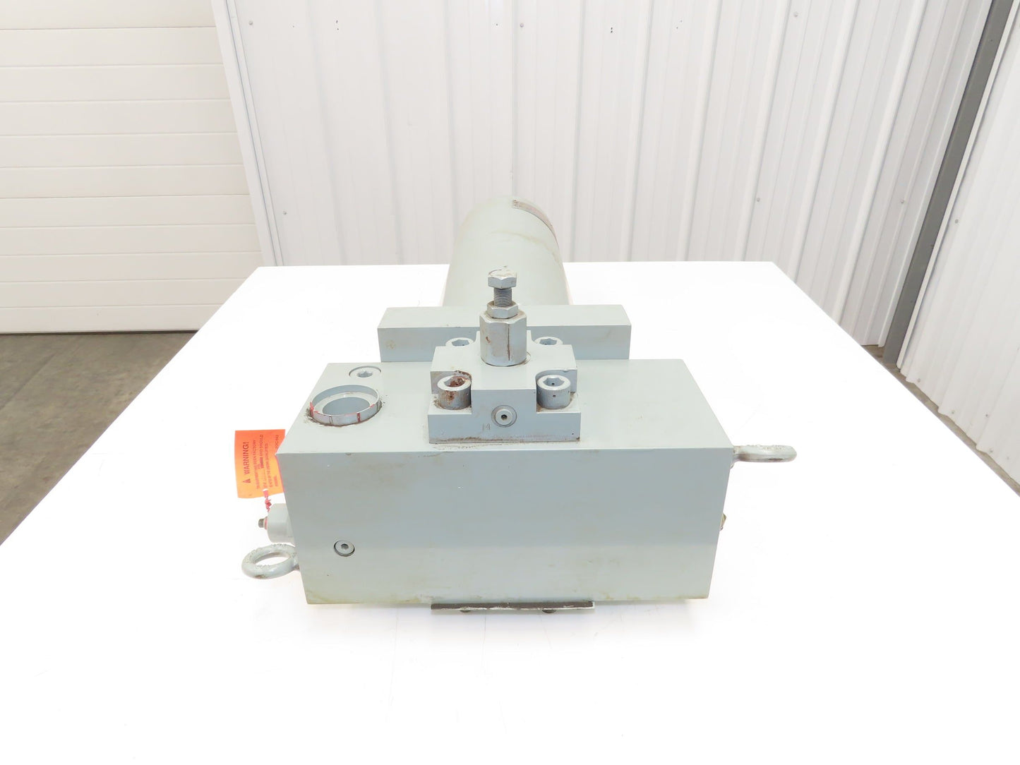 Parker A7L0578D3KPN High Pressure Accumulator 3000PSI 7 x 24" Buna Oilgear