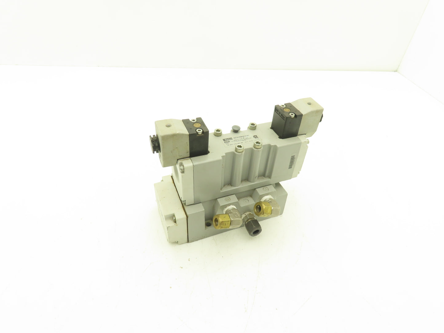 Parker H22VXBG023C Pneumatic Air Solenoid Valve 120VAC 1/2" NPT 145 PSIG