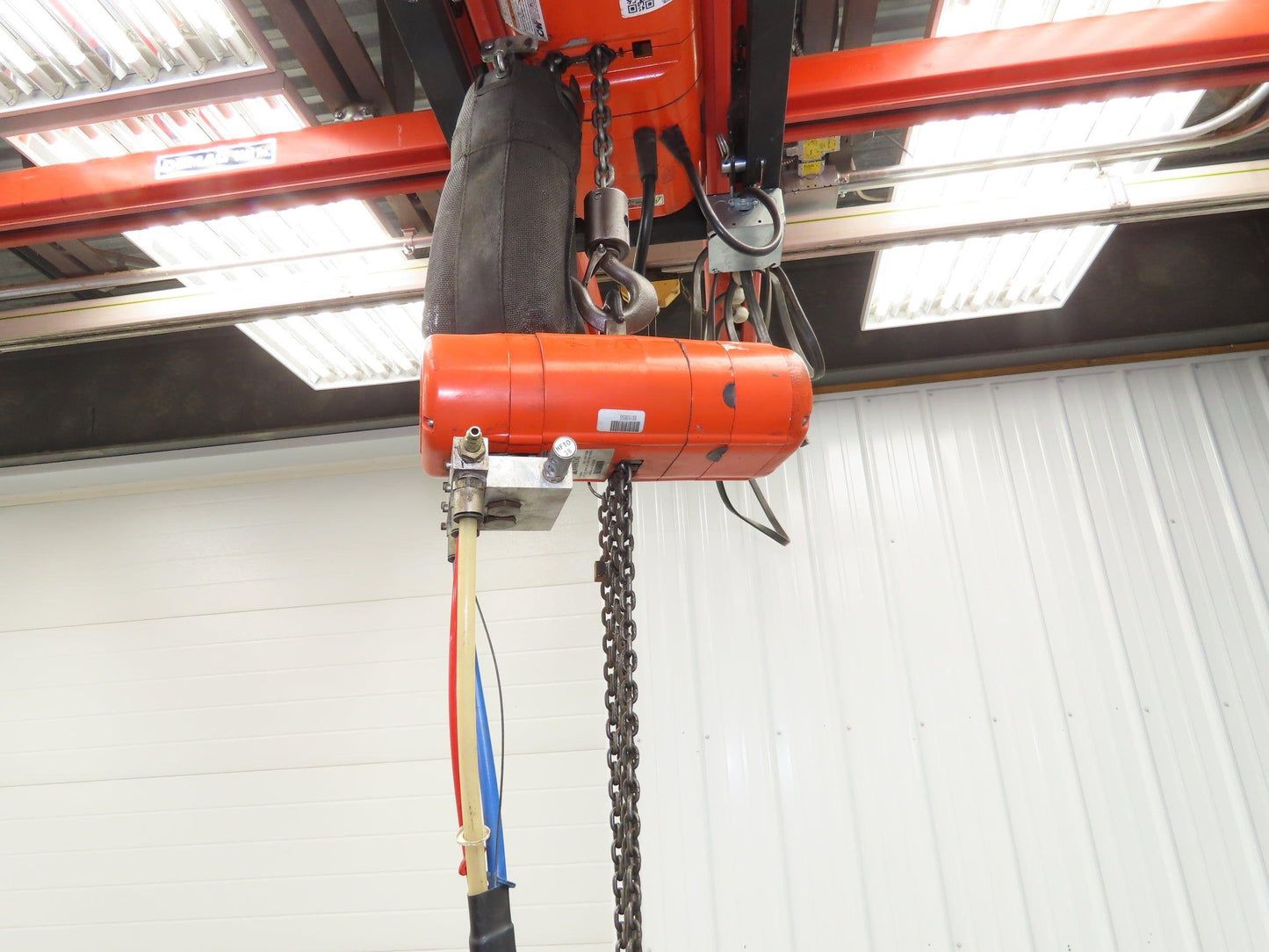 CM ShopAir 600 Lb Pneumatic Air Pendant Chain Hoist 10' Lift 90psi 16FPM
