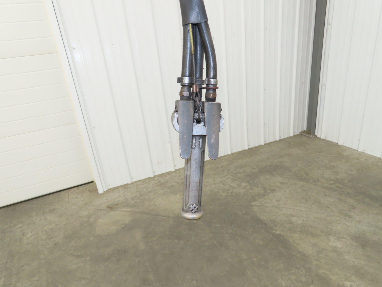 CM ShopAir 300 Lb Pneumatic Air Pendant Chain Hoist 5' Lift 90psi 32FPM