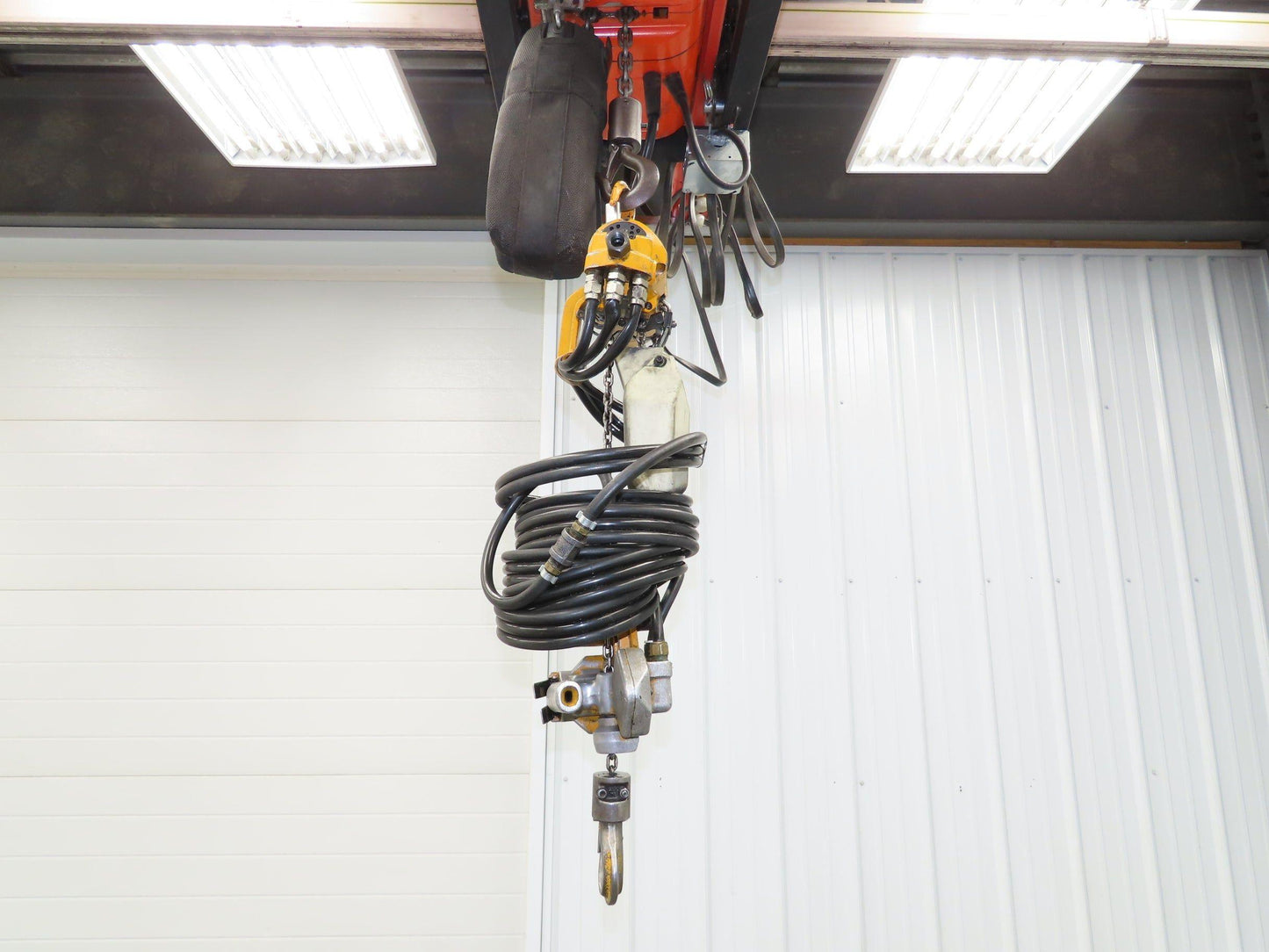 Harrington AH500M 1/4 Ton 500 Lb Pneumatic Air Chain Hoist 10' Lift 90psi