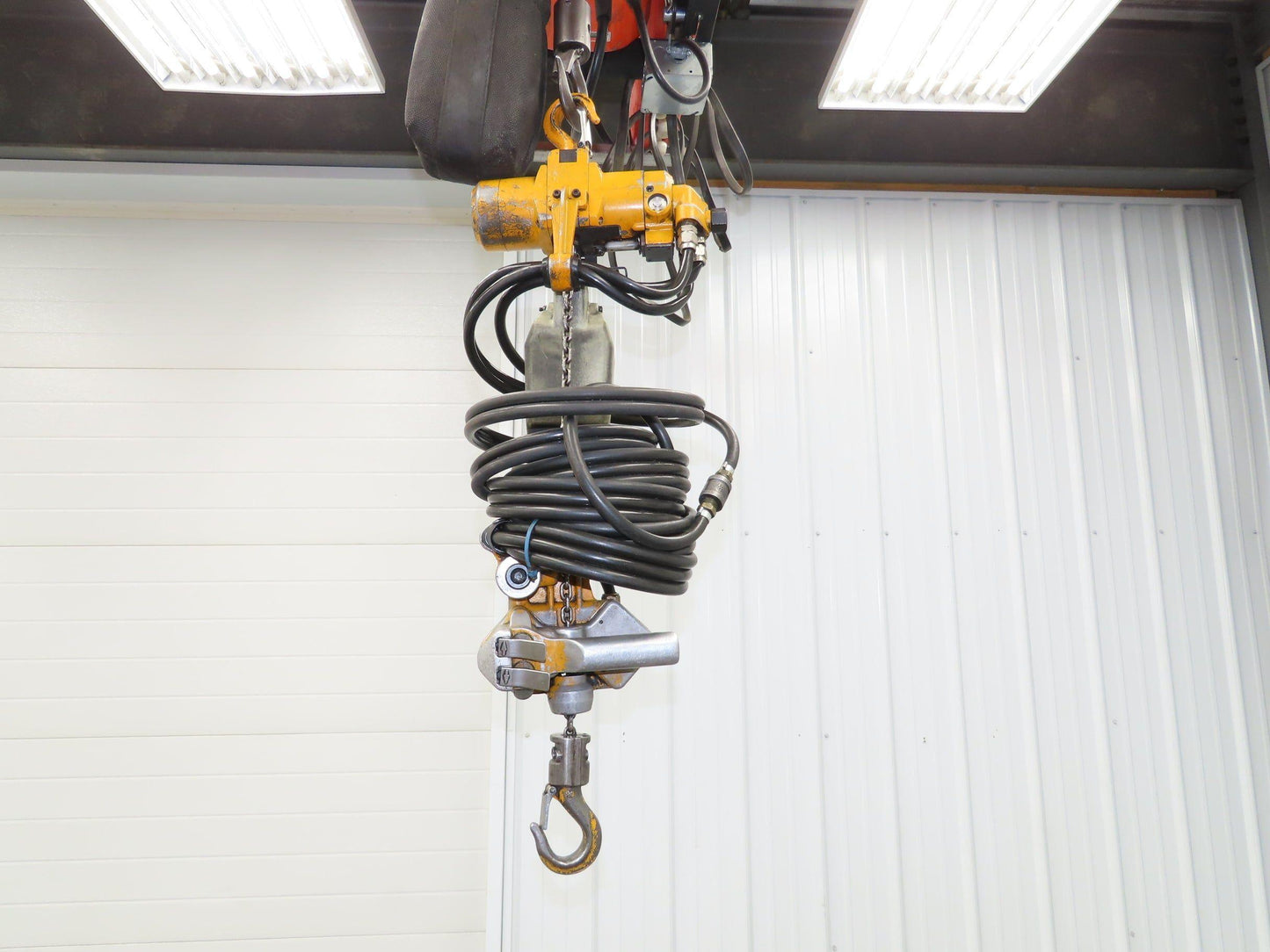 Harrington AH500M 1/4 Ton 500 Lb Pneumatic Air Chain Hoist 10' Lift 90psi