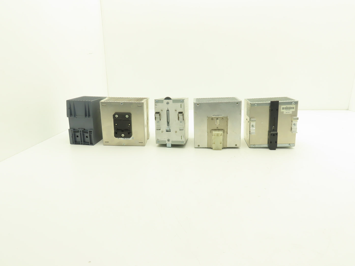 Various Mfr Power Supply 24VDC 10A Out 120/240VAC 1Ph In 240W Lot of 5