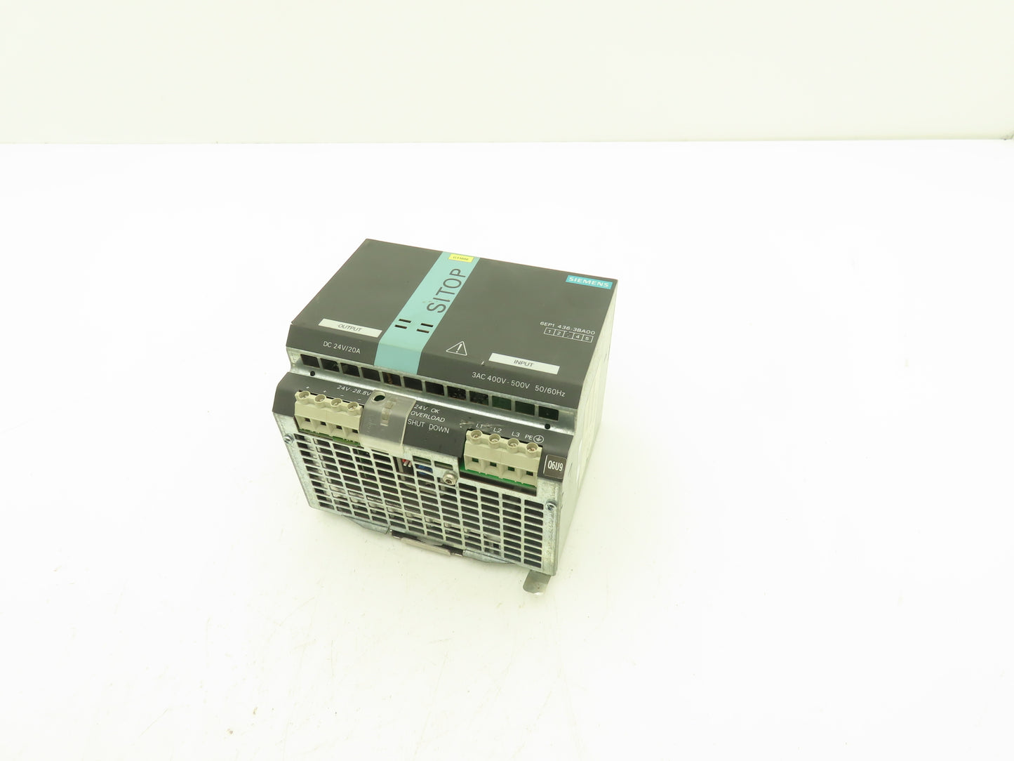 Siemens 6EP1436-3BA00 Sitop DC Power Supply 24VDC 20A Out 480VAC 3Ph 1.3A In